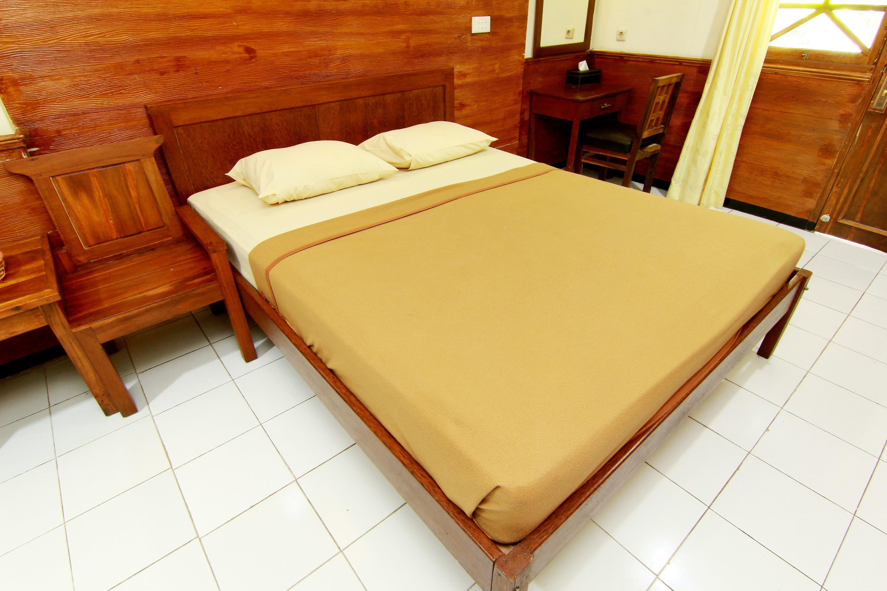 The Soemarsono Hotel Maguwo Buitenkant foto