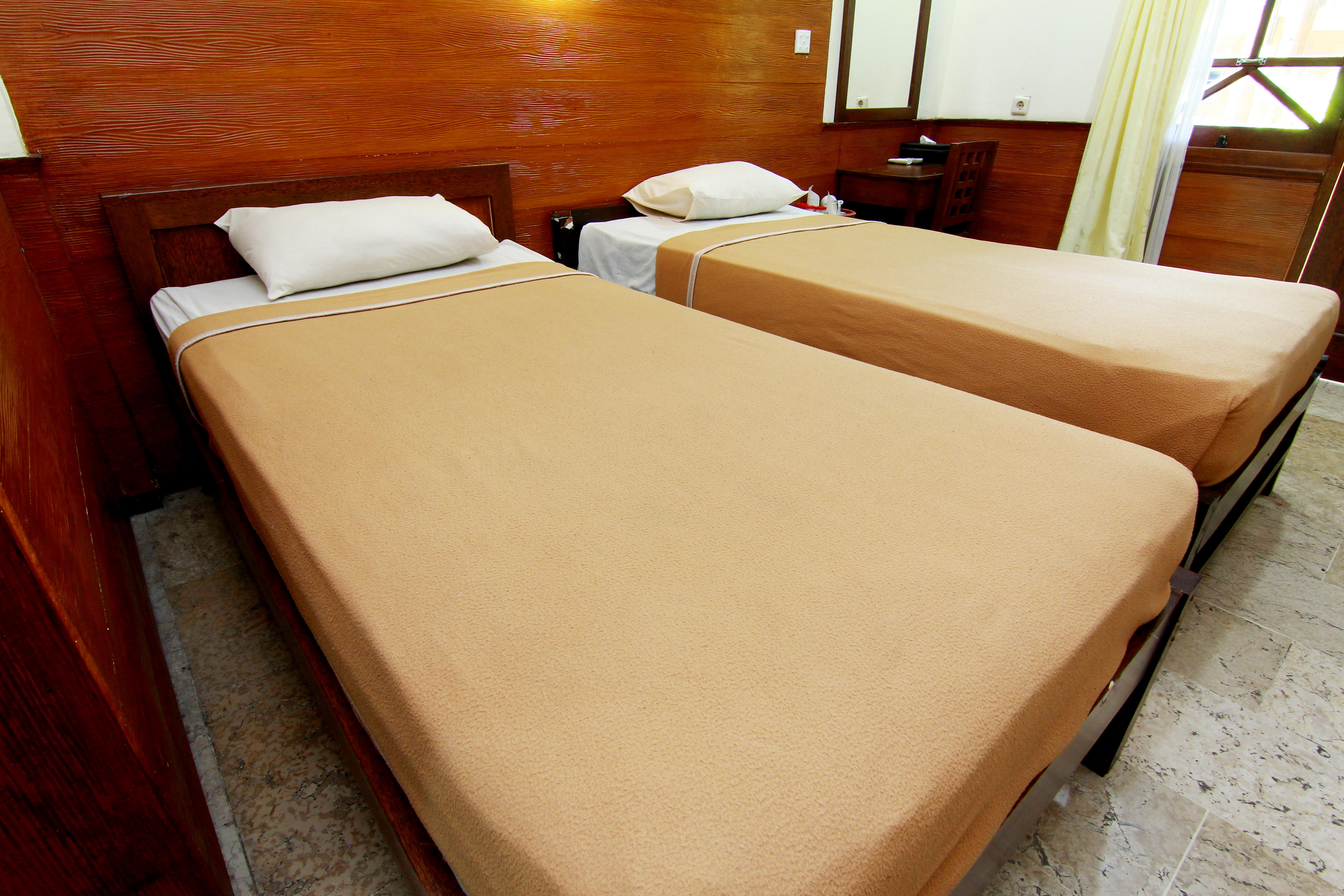 The Soemarsono Hotel Maguwo Buitenkant foto