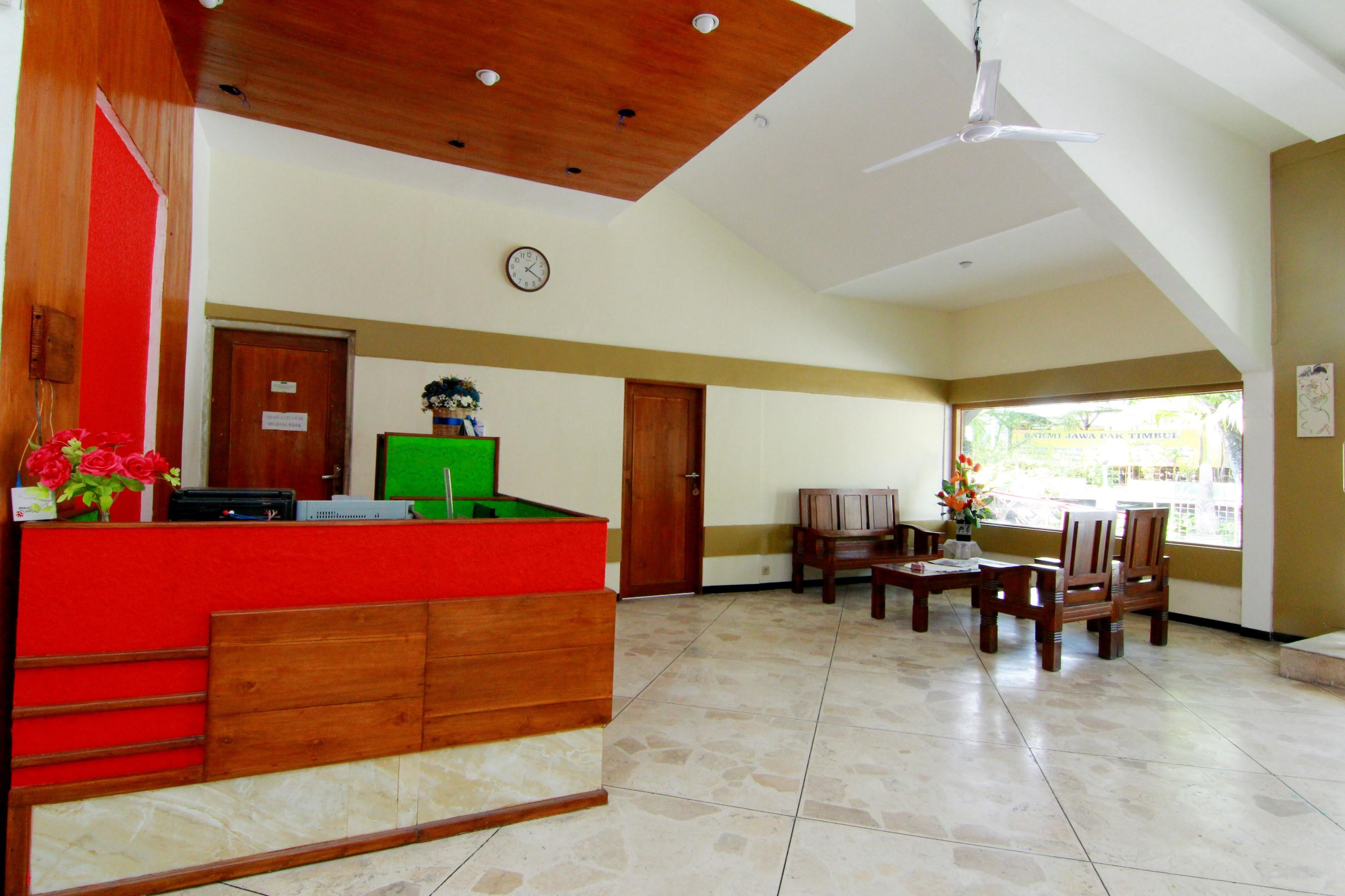 The Soemarsono Hotel Maguwo Buitenkant foto
